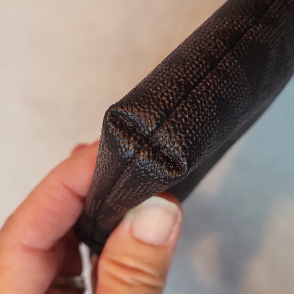 Michael Kors Wristlet - Picture 4 of 11